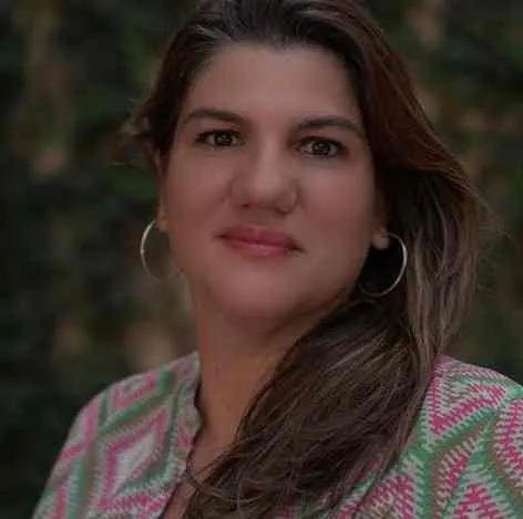 Ràdio Pineda entrevista a la Directora de l'Institut Català de les Dones, Neus Pociello