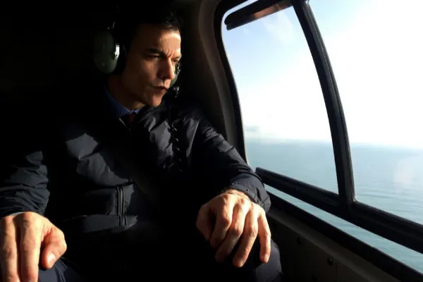 Pedro Sánchez sobrevola el Maresme en helicòpter per veure els efectes del temporal