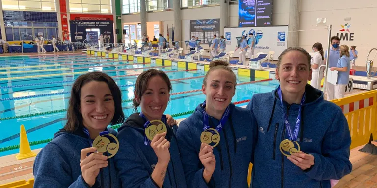 Lidón Muñoz trenca el rècord d’Espanya en 100m estils