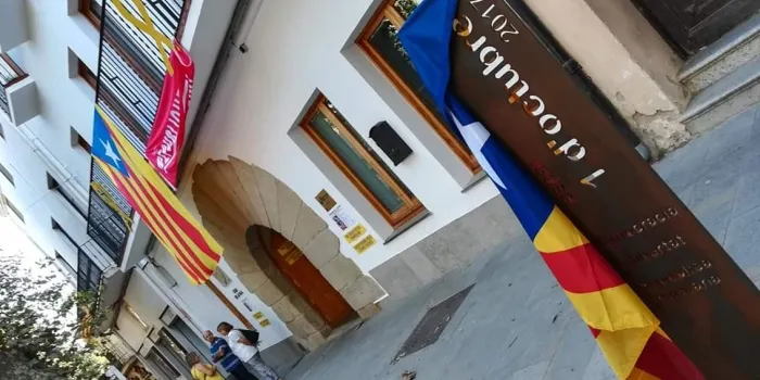 Malmeten l'Espai 1 d'Octubre d’Arenys de Munt