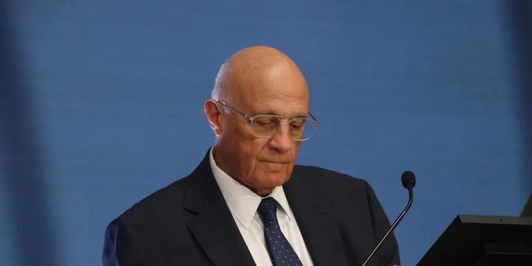 Oliu, sobre l'opa del BBVA: "Aquesta oferta va néixer morta i només queda una cosa: que l'enterrin els accionistes"