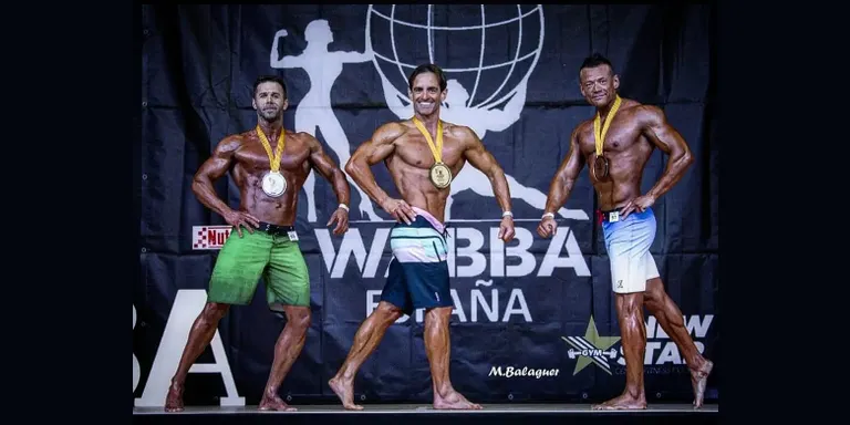 Ezequiel Ramírez es proclama campió de Miss & Mr Catalunya en Men's Physique Master