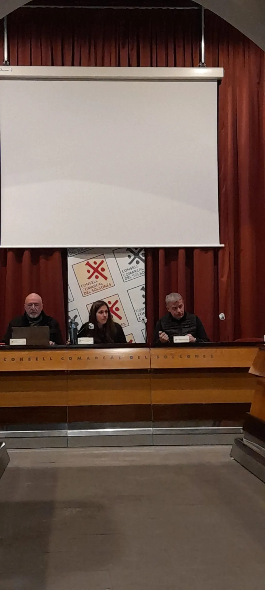 <strong>L'àrea de Secretaria del Consell Comarcal reforçarà puntualment els ajuntaments davant la manca de secretaris i interventors</strong>