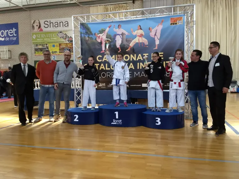 Ylenia Jiménez, campiona de Catalunya de karate en kata infantil
