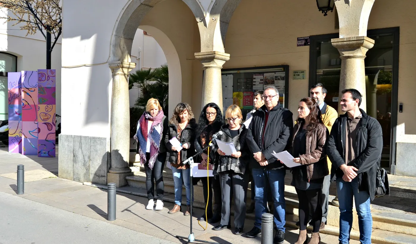 Pineda commemora el Dia Internacional contra la Violència vers les dones