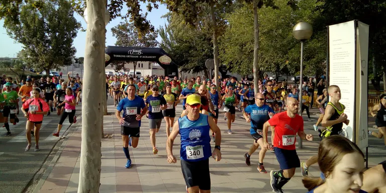 Més de 320 participants, a la 30 Cursa del Torró