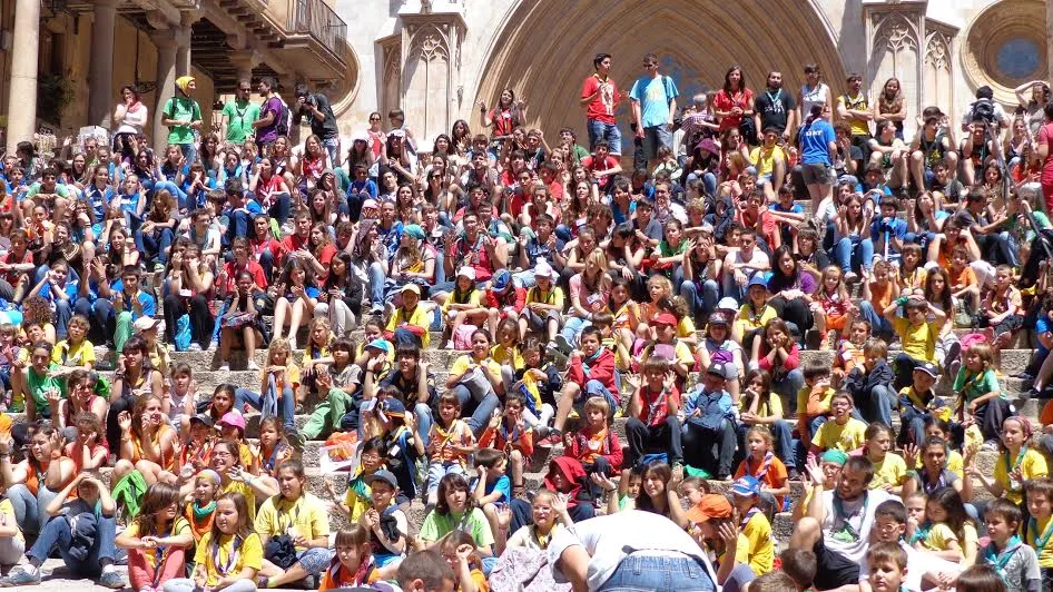El Cau de Pineda participa a la trobada escolta i guia de Catalunya més gran de la història