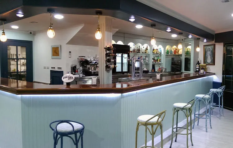 El bar «Casa Diego» cuenta en COPE Utrera (98.1 FM) las peculiaridades de esta navidad tan especial