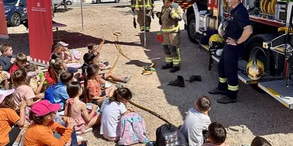 400 alumnes participen a la 4a Trobada de Cossos d’Emergència