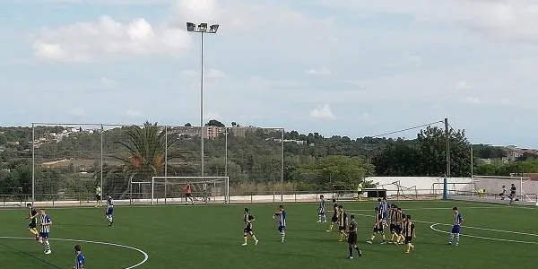 El CE Altafulla goleja a la UD Torredembarra i s’emporta el primer derbi de la temporada