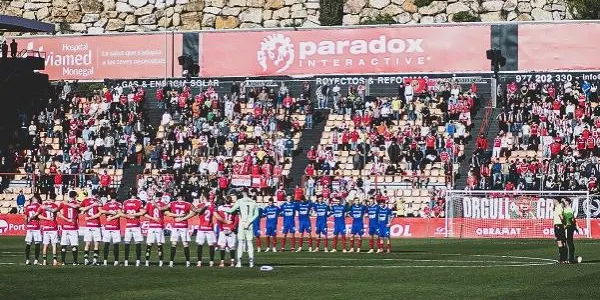 El Nàstic toca fons
