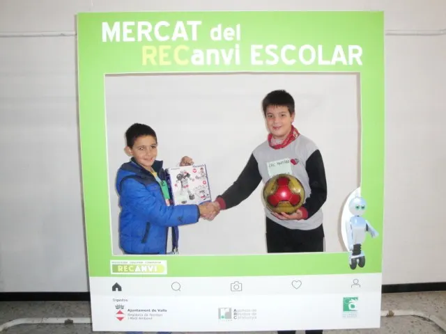 La 3a edició del Mercat del RECanvi intercanvia el 71% dels objectes