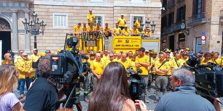 ADF d'arreu del territori exigeixen al Govern no les "exclogui" abans de Sant Joan