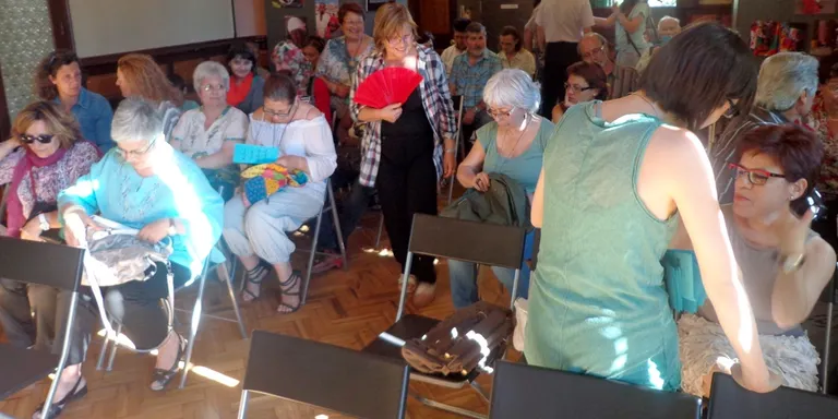 Obertes les inscripcions del Voluntariat per la Llengua