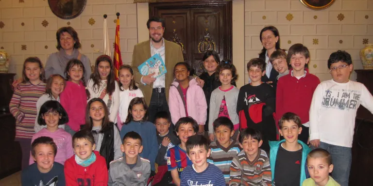 Visita dels alumnes de 3r curs de l'escola Pau Claris a l'Ajuntament