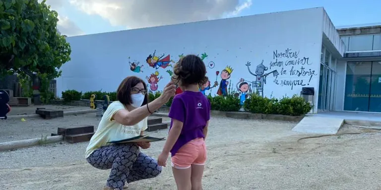 L'Escola Ventura Gassol confina un grup de Primària