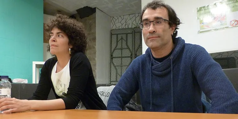 Una xerrada sobre economia social i sostenible aplega una trentena de rubinencs