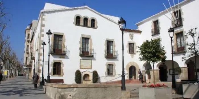 El ple també aprova la modificació de la relació de llocs treball per aquest any