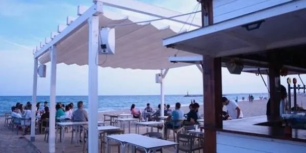 La guingueta de la platja d'Altafulla s'instal·larà amb mig estiu gairebé superat
