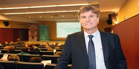 CÓMO MANTENER EL CEREBRO EN FORMA PARA ALEJAR EL ALZHEIMER( Foto:Asociación Parkinson Gipuzkoa)