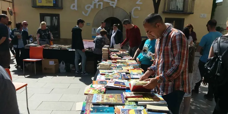 Èxit de la 6ena Fira d'Intercanvi de Llibres