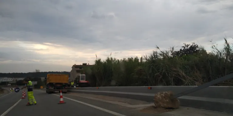 Ja està en marxa la construcció d'una barrera acústica a la C-59 en el seu pas per Caldes
