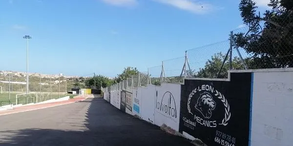 Noves tanques de protecció a l'estadi Joan Pijuan per evitar el vandalisme