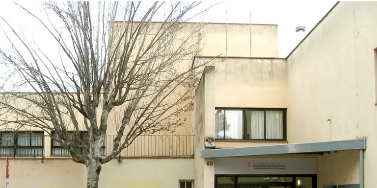 El Casal de la Gent Gran del carrer Magallanes es converteix en Casal Cívic