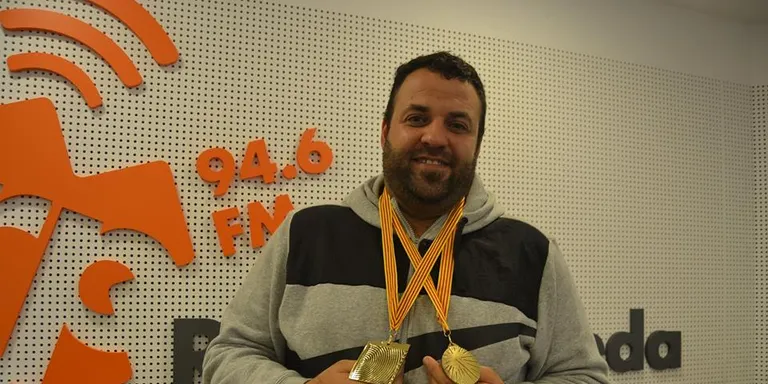 El campió de Catalunya i Espanya de dards, Toni Garcia, entrevistat a Ràdio Pineda