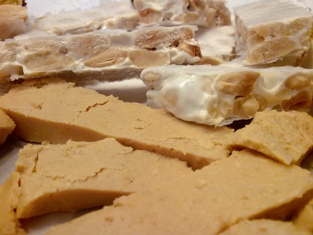 Campanya de recollida d’aliments d’època nadalenca organitzada per Càritas