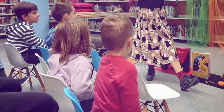 La Biblioteca de Cambrils posarà en marxa el 24 de febrer el nou Club de Lectura en Família