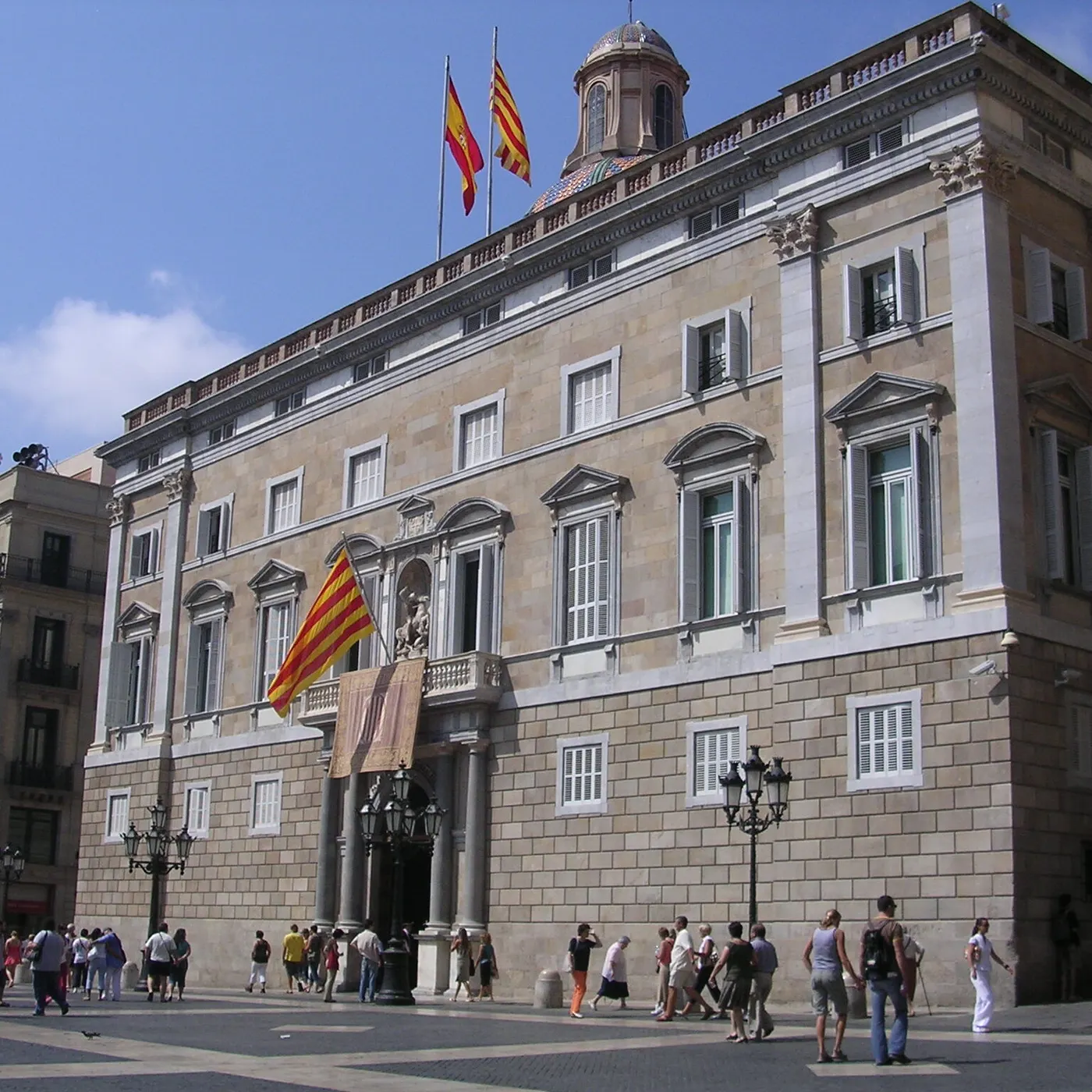 Els grups municipals valoren la República Catalana i el 155