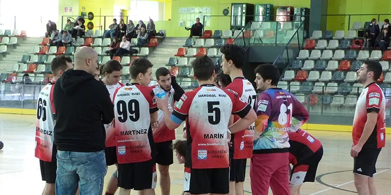 L’Handbol Rubí passa per un mal moment