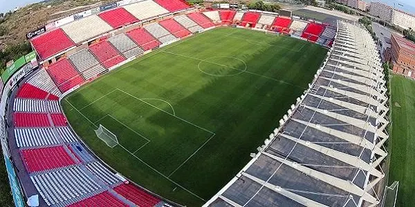 El Nàstic expulsarà els aficionats que van llançar objectes als seguidors del Reus en acabar-se el derbi del passat dilluns