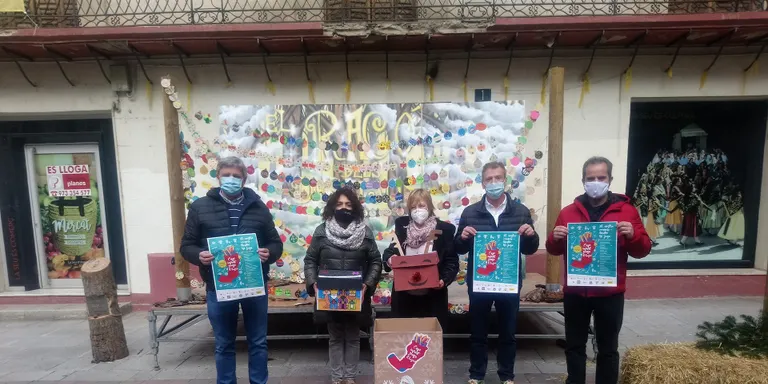 Comença la campanya solidària 'Cap infant sense il·lusió. El nostre comerç també hi juga'