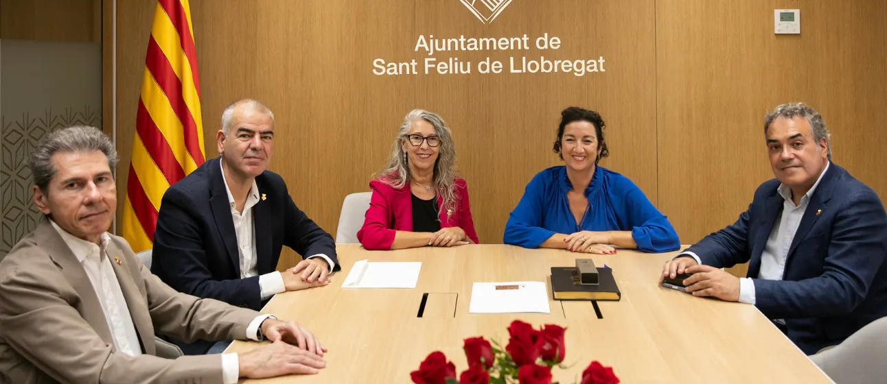 Salut, educació, urbanisme i transport centren l'interès de la visita institucional de la consellera Romero