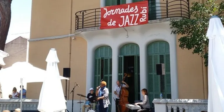 Gwen Perry i el Michelle Faber Trio enceten les XVI Jornades de Jazz de Festa Major