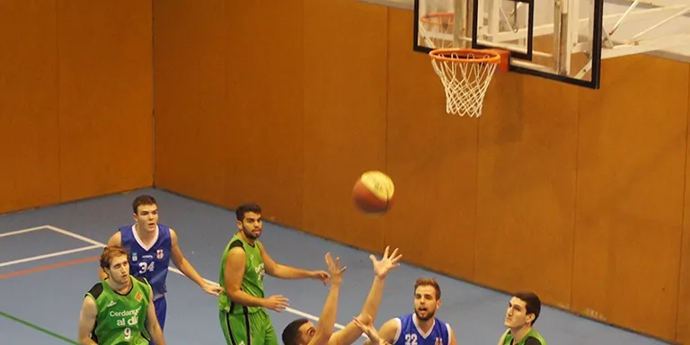 Una setmana de tres partits per al CEB Sant Jordi