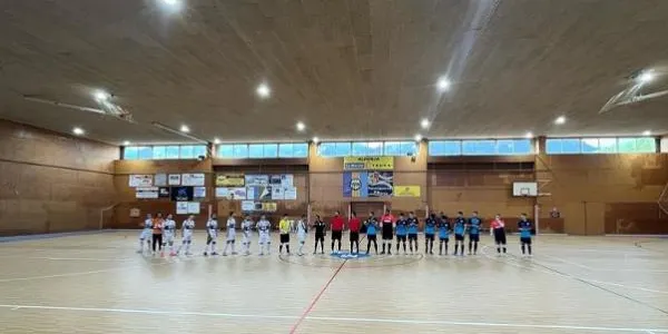 Dura derrota del Futsal Torredembarra davant la Penya Esplugues (10-1)