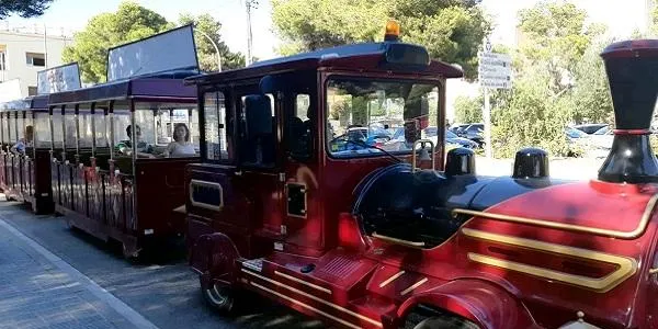 El trenet turístic torna a fer parada a Altafulla