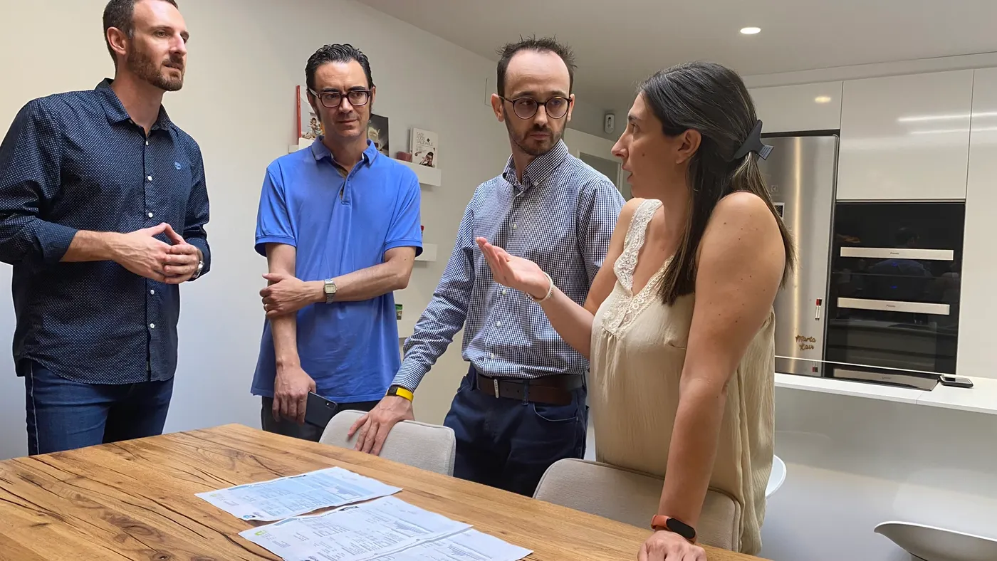 La CEL rebaixa la despesa de llum dels usuaris en uns 40 euros el primer mes de funcionament