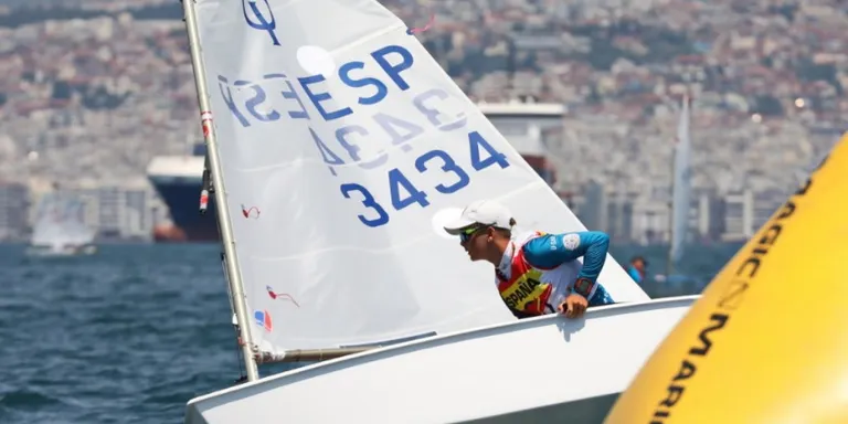 Iker Múgica aconsegueix la cinquena posició al Campionat Europeu d’Optimist