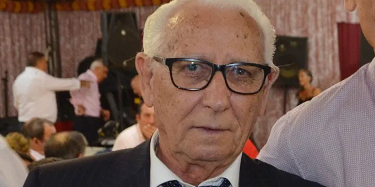 La enorme figura de «Rafael el de la Cruzcampo», protagonista de un programa especial en COPE Utrera (98.1 FM)