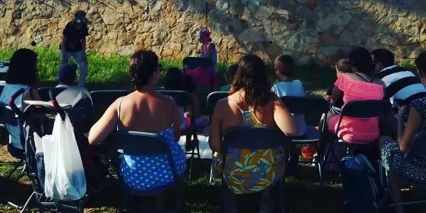 El tarot i els jocs de taula en família protagonitzen la setmana d’activitats a la Bibliomar d’Altafulla