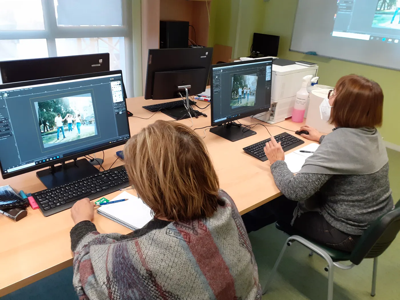 L'Escola d'Adults de Caldes enceta la vuitena edició del curs d'edició digital