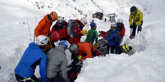 L'estació d'esquí de Tavascan acull un curs de rescat de víctimes d'allaus