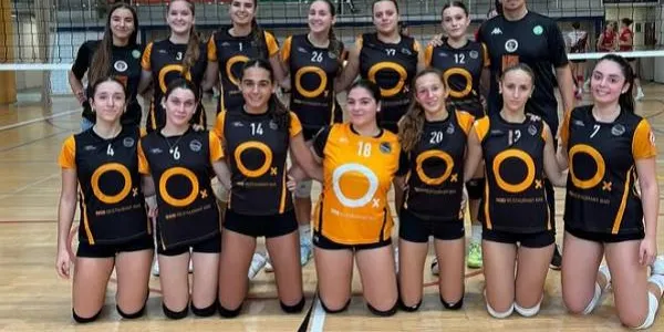 El Juvenil i el Cadet femenins del CEVOL Torredembarra perden a la pista del CV Premià de Dalt