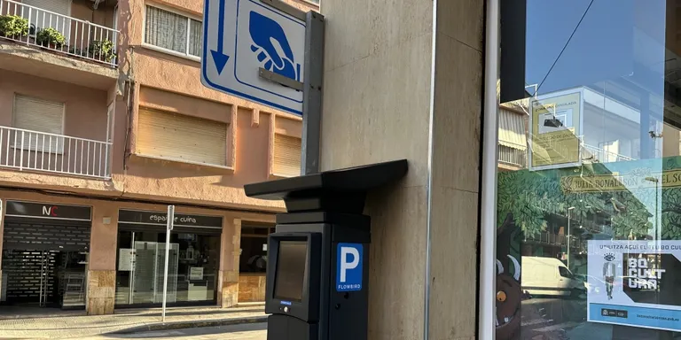 Aquest dimecres ja es podrà obtenir la nova targeta de zona blava a l'OAC
