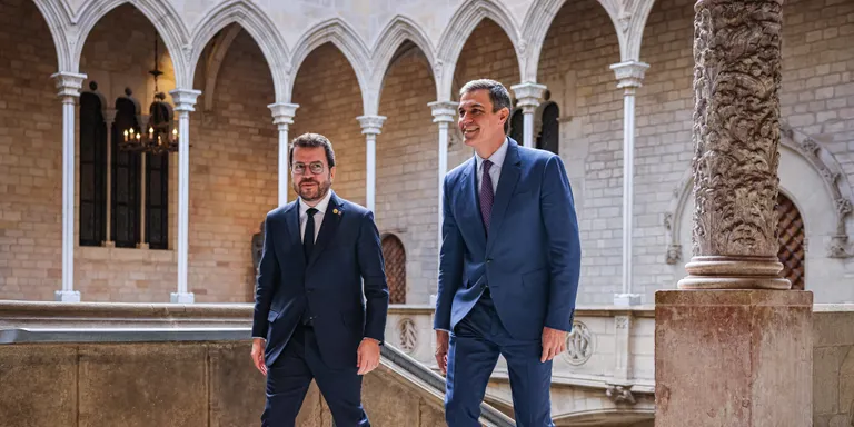 Aragonès i Sánchez es reuneixen a Barcelona, enmig de les negociacions d'ERC i PSC