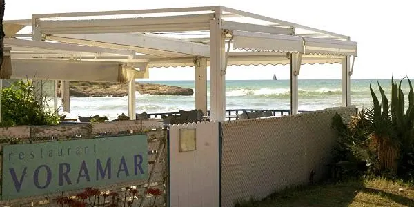La part esfondrada de la terrassa del restaurant Voramar no podrà reconstruir-se